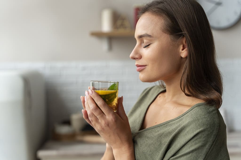 Boost Your Milk Supply with These Postpartum Detox Teas